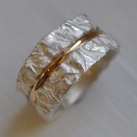 Ring 925 Silber geschmort mit 750 Rotgolddraht.JPG