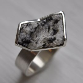 Ring 925 Silber mit Albignagranit roh.JPG